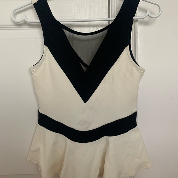 BEBE Black and White Top - Picture 1 of 2
